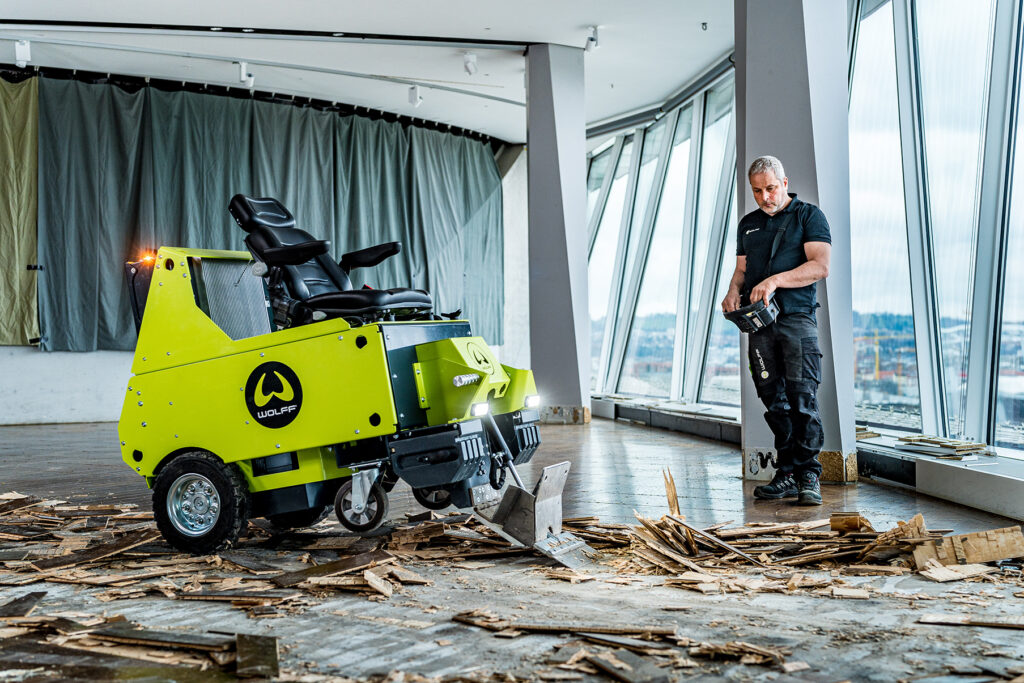 2025_PM_Basco_UzinUtz_GER WOLFF Aufsitzstripper