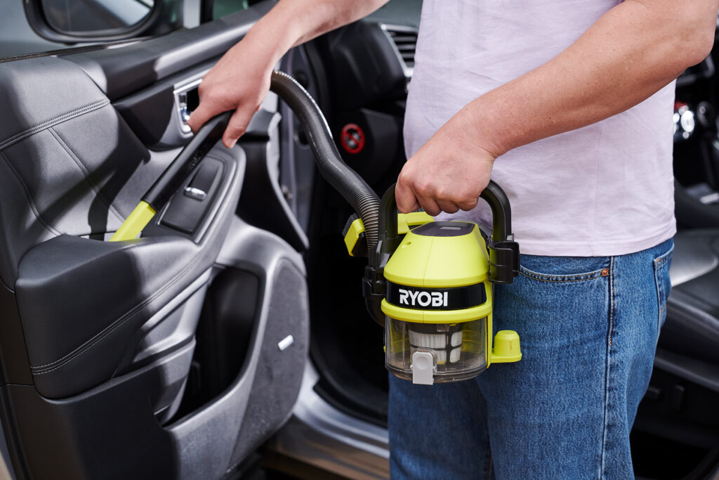 2026_PM_Ryobi_Akku-Staubsauger_RAV1805_Automotive