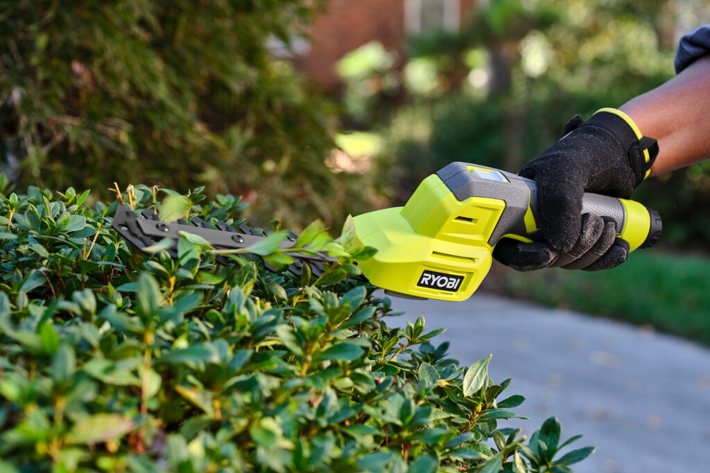 Ryobi 4_V_Akku-Gras-Strauchschere_RY4CGSA-120